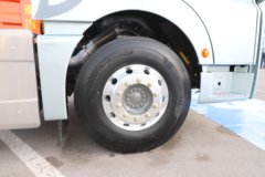 重汽汕德卡SITRAK G7H 12.4L柴油 540马力 6X2 中国重汽16档 AMT自动档 7.8米厢式载货车