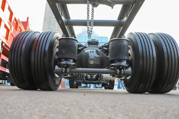 �����ǵ¿�SITRAK G7H 12.4L���� 540���� 6X2 �й�����16�� AMT�Զ��� 7.8����ʽ�ػ���ͼƬ