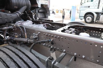 �����ǵ¿�SITRAK G7H 12.4L���� 540���� 6X2 �й�����16�� AMT�Զ��� 7.8����ʽ�ػ���ͼƬ