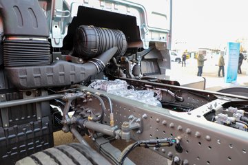 �����ǵ¿�SITRAK G7H 12.4L���� 540���� 6X2 �й�����16�� AMT�Զ��� 7.8����ʽ�ػ���ͼƬ