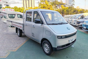 图雅诺风景T7 2.5米双排纯电动栏板微卡 宁德时代41.86kWh