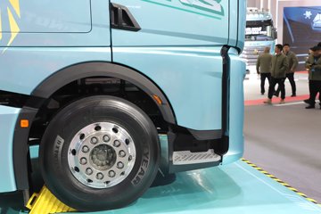 ��������(HOWO) KS 15.7L LNG 720���� 6X4 �ɰ���12�� AMT�Զ��� ǣ����ͼƬ