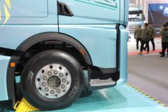 重汽豪沃(HOWO) KS 15.7L LNG 720马力 6X4 采埃孚12档 AMT自动档 牵引车 重汽豪沃(HOWO) KS 15.7L LNG 720马力 6X4 采埃孚12档 AMT自动档 牵引车