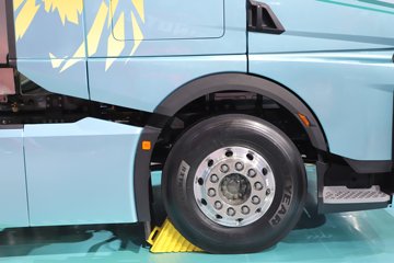 ��������(HOWO) KS 15.7L LNG 720���� 6X4 �ɰ���12�� AMT�Զ��� ǣ����ͼƬ