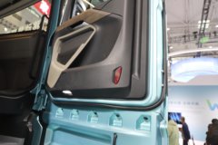 重汽豪沃(HOWO) KS 15.7L LNG 720马力 6X4 采埃孚12档 AMT自动档 牵引车 重汽豪沃(HOWO) KS 15.7L LNG 720马力 6X4 采埃孚12档 AMT自动档 牵引车