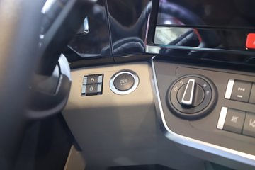 ��������(HOWO) KS 15.7L LNG 720���� 6X4 �ɰ���12�� AMT�Զ��� ǣ����ͼƬ