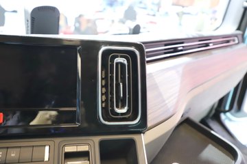 ��������(HOWO) KS 15.7L LNG 720���� 6X4 �ɰ���12�� AMT�Զ��� ǣ����ͼƬ