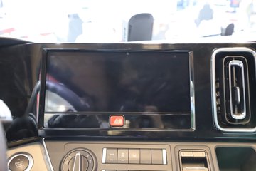 ��������(HOWO) KS 15.7L LNG 720���� 6X4 �ɰ���12�� AMT�Զ��� ǣ����ͼƬ