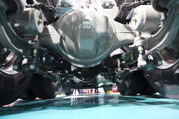 ��������(HOWO) KS 15.7L LNG 720���� 6X4 �ɰ���12�� AMT�Զ��� ǣ����ͼƬ