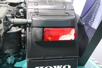 ��������(HOWO) KS 15.7L LNG 720���� 6X4 �ɰ���12�� AMT�Զ��� ǣ����ͼƬ