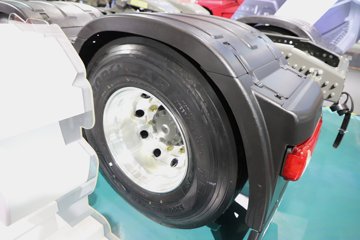 ��������(HOWO) KS 15.7L LNG 720���� 6X4 �ɰ���12�� AMT�Զ��� ǣ����ͼƬ