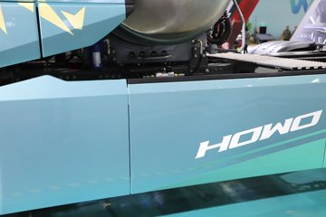 ��������(HOWO) KS 15.7L LNG 720���� 6X4 �ɰ���12�� AMT�Զ��� ǣ����ͼƬ