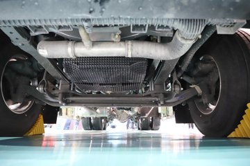 ��������(HOWO) KS 15.7L LNG 720���� 6X4 �ɰ���12�� AMT�Զ��� ǣ����ͼƬ