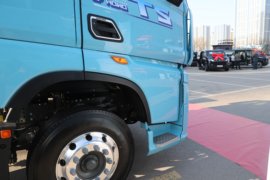 TS&nbsp;载货车外观                                                图片