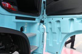 TS&nbsp;载货车驾驶室                                               图片