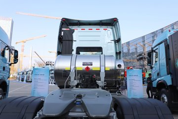 ��������(HOWO) TH7 13.3L LNG 570���� 6X4 �й�����12�� ǣ����ͼƬ