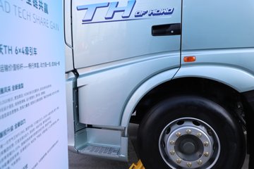 ��������(HOWO) TH7 13.3L LNG 570���� 6X4 �й�����12�� ǣ����ͼƬ
