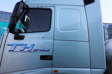 ��������(HOWO) TH7 13.3L LNG 570���� 6X4 �й�����12�� ǣ����ͼƬ