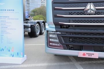 ��������(HOWO) TH7 13.3L LNG 570���� 6X4 �й�����12�� ǣ����ͼƬ