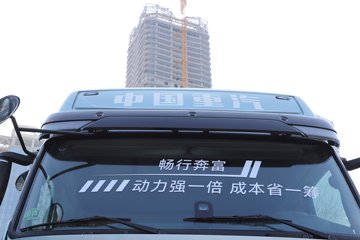 ��������(HOWO) TH7 13.3L LNG 570���� 6X4 �й�����12�� ǣ����ͼƬ