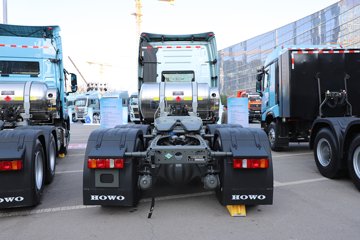 ��������(HOWO) TH7 13.3L LNG 570���� 6X4 �й�����12�� ǣ����ͼƬ