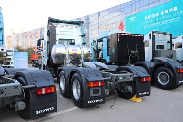 ��������(HOWO) TH7 13.3L LNG 570���� 6X4 �й�����12�� ǣ����ͼƬ