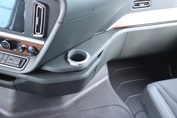 ��������(HOWO) TH7 13.3L LNG 570���� 6X4 �й�����12�� ǣ����ͼƬ