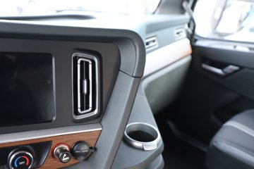 ��������(HOWO) TH7 13.3L LNG 570���� 6X4 �й�����12�� ǣ����ͼƬ