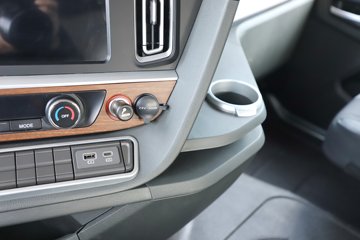 ��������(HOWO) TH7 13.3L LNG 570���� 6X4 �й�����12�� ǣ����ͼƬ