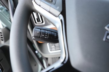 ��������(HOWO) TH7 13.3L LNG 570���� 6X4 �й�����12�� ǣ����ͼƬ