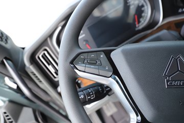 ��������(HOWO) TH7 13.3L LNG 570���� 6X4 �й�����12�� ǣ����ͼƬ