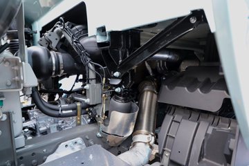 ��������(HOWO) TH7 13.3L LNG 570���� 6X4 �й�����12�� ǣ����ͼƬ