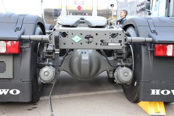 ��������(HOWO) TH7 13.3L LNG 570���� 6X4 �й�����12�� ǣ����ͼƬ