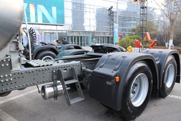 ��������(HOWO) TH7 13.3L LNG 570���� 6X4 �й�����12�� ǣ����ͼƬ