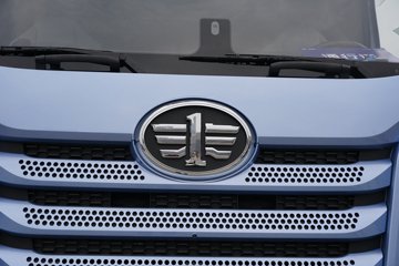 һ�����J6 PRO 11.1L���� 480���� 6X4 һ�����12�� ǣ����ͼƬ