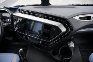 һ�����J6 PRO 11.1L���� 480���� 6X4 һ�����12�� ǣ����ͼƬ