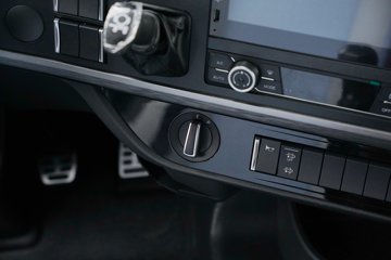 һ�����J6 PRO 11.1L���� 480���� 6X4 һ�����12�� ǣ����ͼƬ