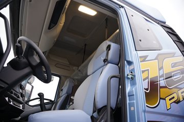 һ�����J6 PRO 11.1L���� 480���� 6X4 һ�����12�� ǣ����ͼƬ