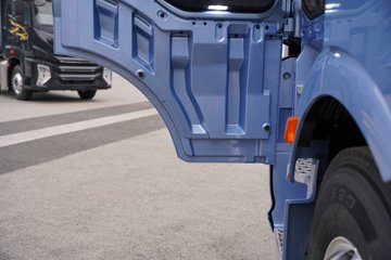 һ�����J6 PRO 11.1L���� 480���� 6X4 һ�����12�� ǣ����ͼƬ