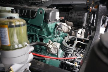 һ�����J6 PRO 11.1L���� 480���� 6X4 һ�����12�� ǣ����ͼƬ