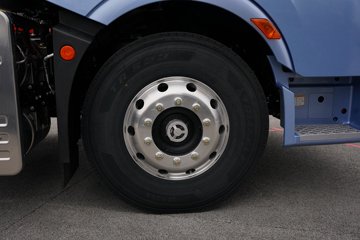 һ�����J6 PRO 11.1L���� 480���� 6X4 һ�����12�� ǣ����ͼƬ