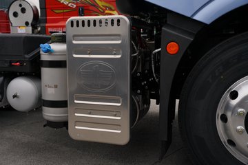 һ�����J6 PRO 11.1L���� 480���� 6X4 һ�����12�� ǣ����ͼƬ