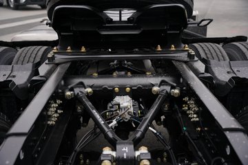 һ�����J6 PRO 11.1L���� 480���� 6X4 һ�����12�� ǣ����ͼƬ