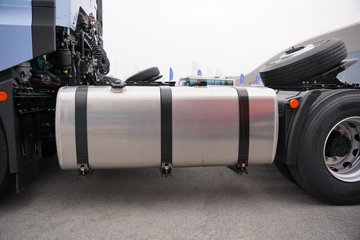 һ�����J6 PRO 11.1L���� 480���� 6X4 һ�����12�� ǣ����ͼƬ