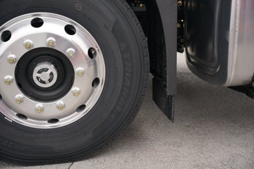 һ�����J6 PRO 11.1L���� 480���� 6X4 һ�����12�� ǣ����ͼƬ