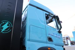 重汽豪沃(HOWO) TS 6X4 纯电动牵引车