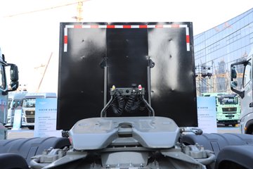 ��������(HOWO) TS 6X4 ���綯ǣ����ͼƬ