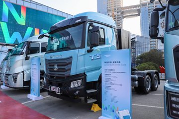 6X4 纯电动牵引车