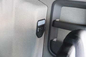 ��������(HOWO) TS 6X4 ���綯ǣ����ͼƬ