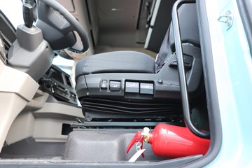 ��������(HOWO) TS 6X4 ���綯ǣ����ͼƬ